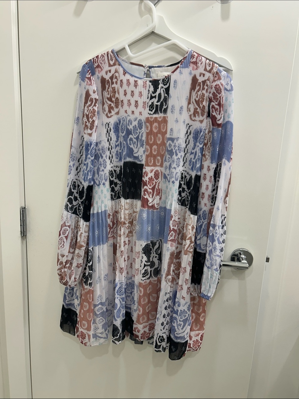 Wilfred Patchwork Print Long Sleeve Dress in Blue, Black & Brown